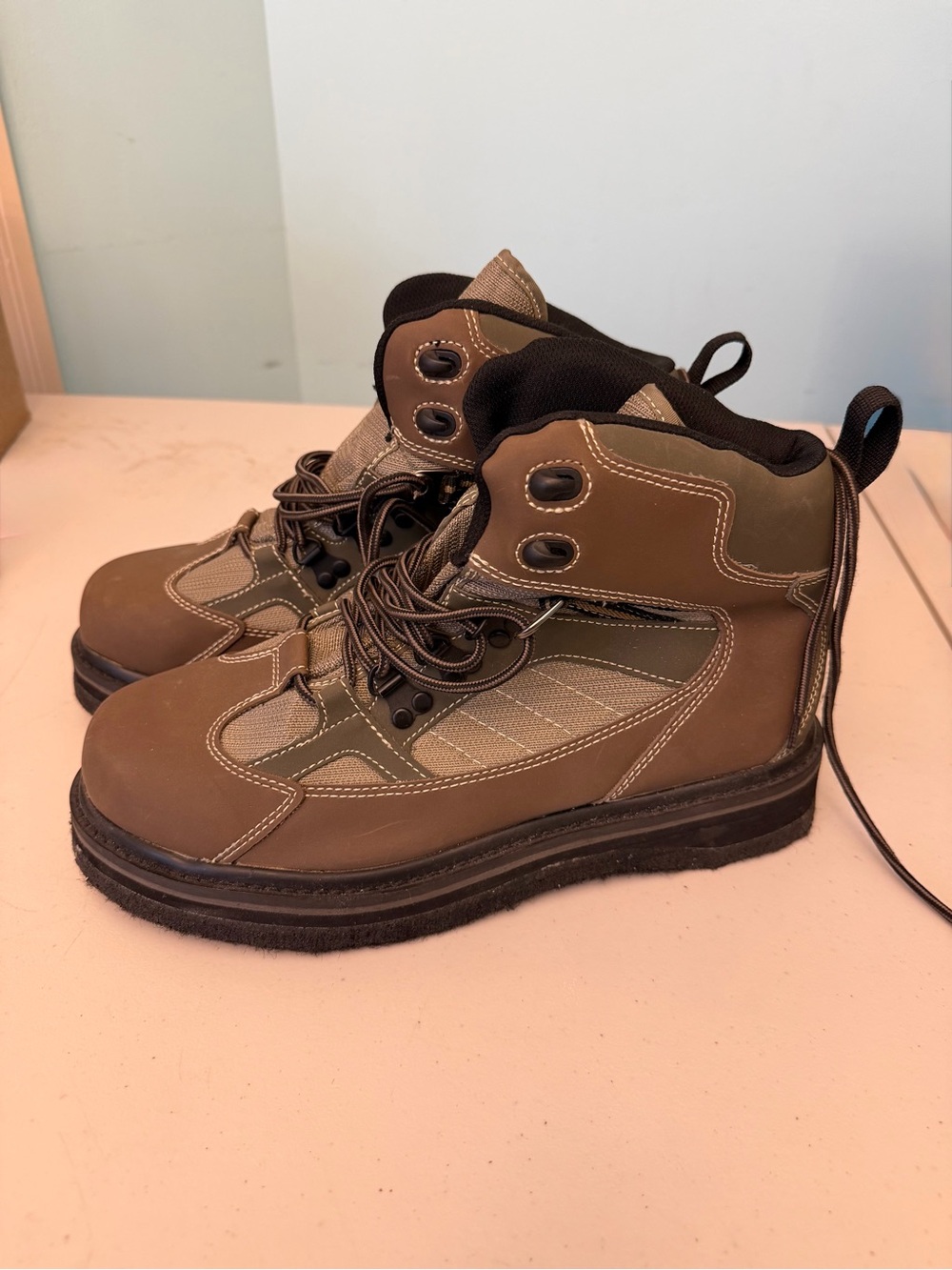 New Allen Wading Fly Fishing Boots Felt Sole Mens Sz 10 Brown